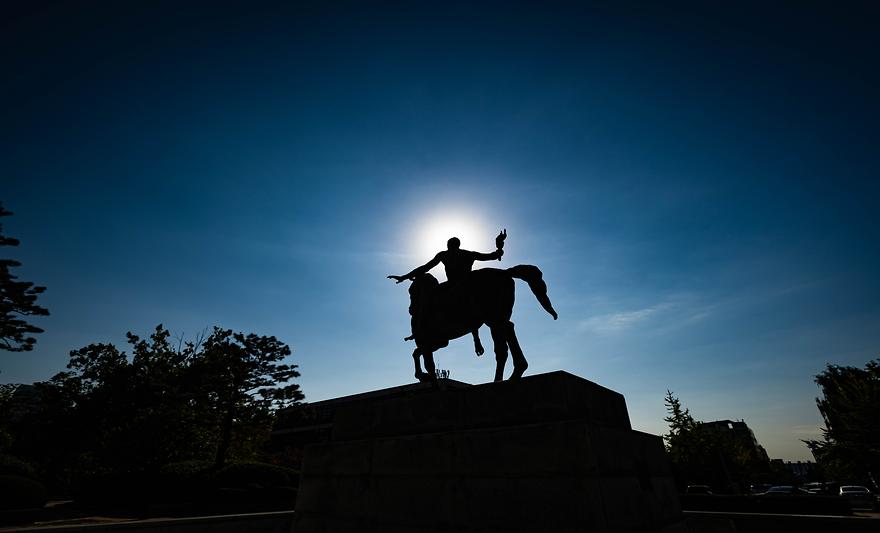 학교 선구자상